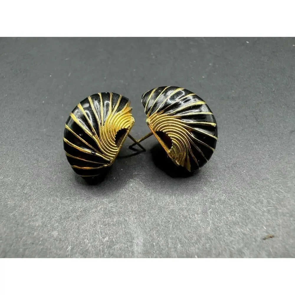 Vintage Gold Tone Textured Black Enamel Chunky Seashell Shrimp Stud Earrings